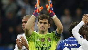 Iker Casillas estaría poniendo fin a sus 25 años defendiendo al Real Madrid.