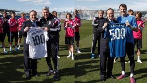 Florentino Pérez con Carlo Ancelotti e Iker Casillas en Valdebebas. (Fotos: Real Madrid)