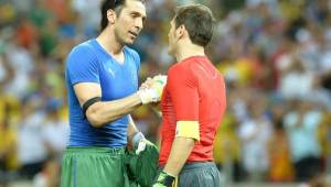 Gianluigi Buffon e Iker Casillas son buenos amigos y colegas.
