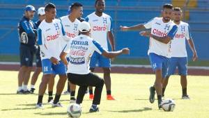 Detalle a detalle el segundo día de entreno de la Selección de Honduras de cara a la doble fecha eliminatoria ante Canadá y México. Fotos Neptalí Romero y Delmer Martínez