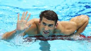 Phelps, en 2004, con 19 años también fue detenido por el mismo inconveniente.