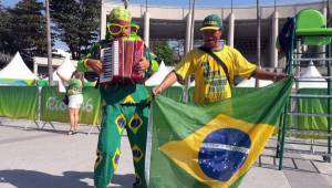 Fabinho y Celio animan la previa del duelo entre Honduras y Brasil.