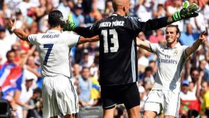 Cristiano Ronaldo encaminó el triunfo por goleada del Real Madrid ante Osasuna.