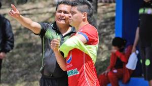 Nahun Espinoza de a poco va levantando el nivel de los Chivos de Guatemala. (FOTO: Pedro Pablo Mijangos Castillo)