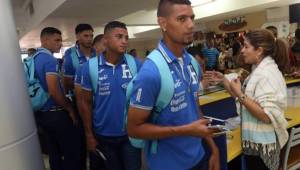 Un total de 13 jugadores Sub-23 viajaron rumbo a Miami donde se juntarán con los que participaron en el amistoso ante Argentina. Foto DIEZ