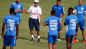 Jorge Luis Pinto está armando un gran equipo para la Copa Oro y eliminatoria, muchas caras jóvenes.