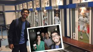 Erick Nassar en el camerino del Real Madrid. Él y su amigo Christian Sánchez fueron sorprendidos por las cámaras del Real Madrid TV.