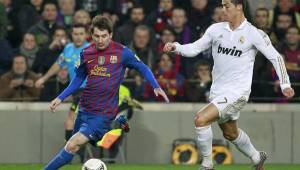 Messi y Cristiano protagonizan un duelo espectacular en sus respectivos clubes.