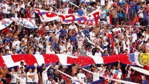 Olimpia anunció que los aficionados entrarán gratis al sector de sol para el partido ante el Herediano de Costa Rica. Foto DIEZ