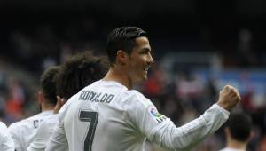 Cristiano Ronaldo hizo dos goles esta mañana ante el Sporting Gijón.