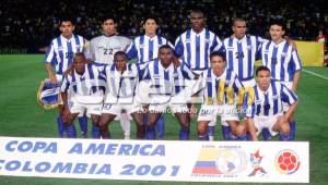 La selección de Honduras que hizo historia en el 2001.