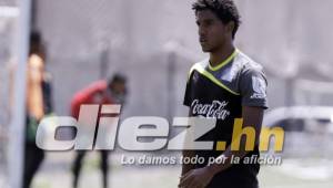 Carlos Junior Pavón fue separado de las reservas del Real España y ahora está jugando con las inferiores de Olimpia. Foto Juan Salgado