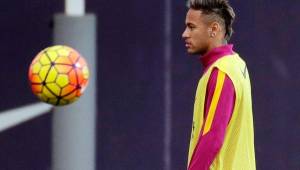 A pesar de tener contrato con el Barcelona, mucho se debate sobre el futuro de Neymar.