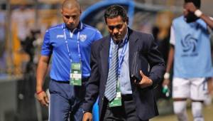 El DT José Valladares salió cabizbajo tras perder la final del Premundial ante México. (Foto: Neptalí Romero)