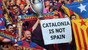 La UEFA castigó al Barcelona por mostrar signos independentistas en Lisboa.