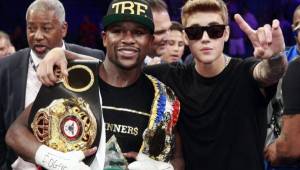 Justin Bieber acompañará al boxeador norteamericano cuando suba al ring para enfrentarse a Manny Pacquiao.