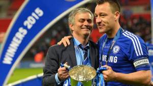 John Terry es de los pocos jugadores amigos del portugués Mourinho.