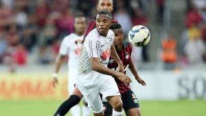 Robinho cumplirá 31 años y actualmente juega para el Santos de Brasil. Foto Cortesía