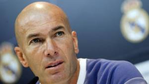 'Sé que quiere jugar más, como todos, pero yo intento hacer el equipo cada partido y no va a cambiar nada', dijo Zidane.