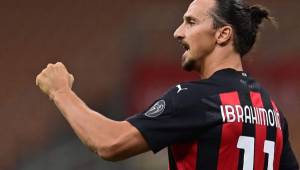 Ibrahimovic se toma con humor el haber dado positivo por coronavirus.