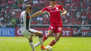 Michaell Chirinos fue titular y salió al minuto 75 en la goleada ante Toluca.
