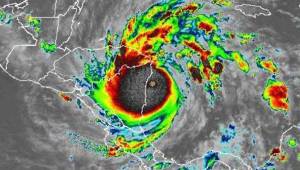 El hucarán Iota ya tocó tierras nicaragüenses en su máxima categoría y está considerado como el más potente.