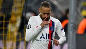 Neymar critica al PSG por la forma como manejó su reciente lesión. Cargó sin pelos en la lengua.