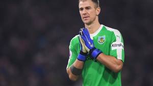 Joe Hart acaba contrato con el Burnley este 30 de junio y espera recibir alguna oferta de otro club.