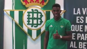 Júnior Firpo firmó hasta 2021 con el Real Betis de España.