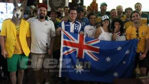 Los australiano se encuentran felices de estar compartiendo en Honduras.