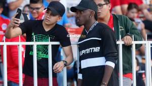 Alberth Elis confía que sus excompañeros de Olimpia lograrán la remontada en la final de Honduras. Foto Marvin Salgado