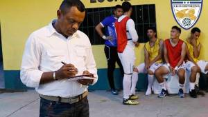 El entrenador Raúl Cáceres se juega la vida con el Real de Minas donde enfrentará al Honduras Progreso y Juticalpa en una triangular por la permanencia.