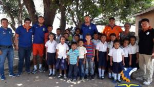 Los Lobos de la UPN se proyectan con grandes acciones con los niños. Foto cortesía @lobosupnfm