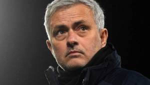 Mourinho dejó de ser entrenador del Tottenham este lunes.