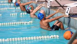 Los equipos buscaran conquistar el trofeo en el campeonato nacional individual de natación.
