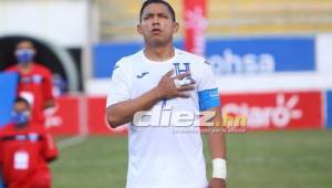 Emilio Izaguirre lamenta el empate sufrido ante Nicaragua en el estadio Carlos Miranda. Fotos: Johny Magallanes.