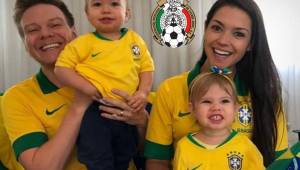 El cantante y su familia son un fieles aficionados a la selección brasileña de fútbol.