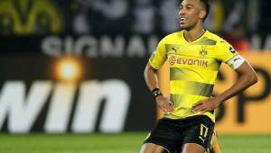 Aubameyang fue sancionado por viajar a Barcelona sin autorización del club.