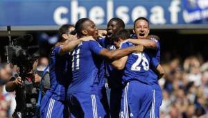 El Chelsea ganó al Crystal Palace en Stamford Bridge 1-0 y cerró la conquista del título de la Premier League, el quinto en toda su historia y el tercero con el portugués Jose Mourinho como entrenador. foto AFP