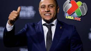 Roberto Carlos reveló que lo han llamado clubes de la Liga MX con ofertas mientras es analista en Real Madrid TV.