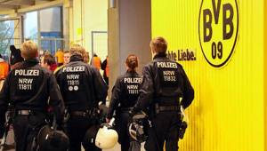 La policia alemana desplegó un fuerte dispositivo de seguridad en Dortmund.