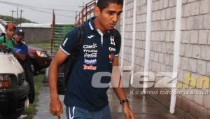 Jorge Claros no podrá estar ante Costa Rica por acumulación de tarjetas amarillas.