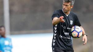 Tenerife decidió separar al técnico José Luis Martí y ya busca sustituto.