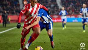 Antony Lozano sigue sumando minutos con la camisa del Girona en España.