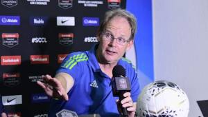 Brian Schmetzer, entrenador del Seattle Sounders de la MLS, en conferencia de prensa tras el empate 2-2 frente al Olimpia por la Champions de Concacaf. Foto DIEZ