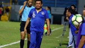 Nahún Espinoza fracasa en su intento de ganar la Copa Presidente con Olimpia.