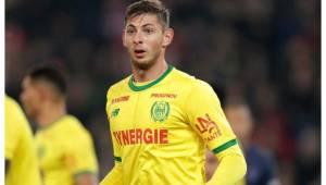 La policía sigue investigando sobre la muerte de Emiliano Sala y el piloto David Ibbotson.