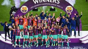 El Barcelona femenino se alzó con su primera Champions League en la categoría de mujeres. FOTOS: AFP