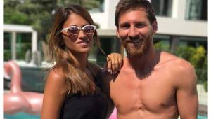 El argentino Leo Messi no deja de mostrarse sorprendido por la belleza de su esposa Antonela Roccuzzo.