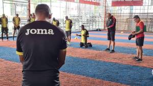 Los jugadores del Real España y su cuerpo técnico han clamado a Dios por la paz de nuestro país, luego del caos que se vive por el huracán Iota.